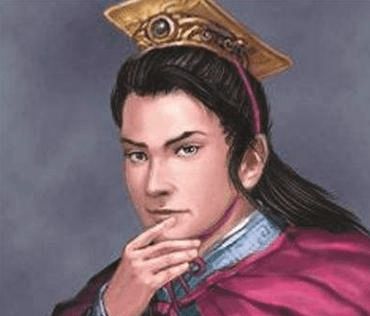 一个穿着古装的大叔