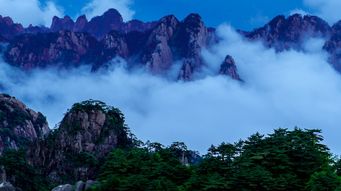 黄山， 不仅是一座天然奇观的宝库，更是一座承载着深厚厚往事文雅底蕴的名山