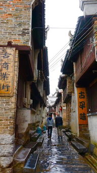 一、乱七八糟的起源传说——谁真实的建了这堆砖？