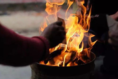 千年祭祖，清明烧纸，传承爆款祭奠情