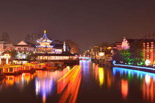 夜色下的秦淮河：朦胧之美