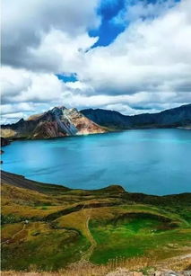 2. 天池观景黄金时间段——早上7点至9点之间云层散开率达50%