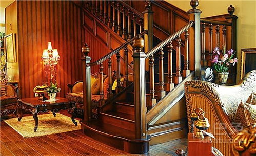 不同房屋格局下的楼梯吉凶方位