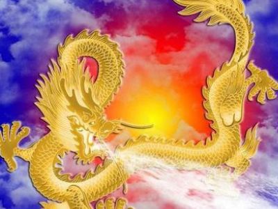 一、 从“龙”本身出发——随性又不失庄严