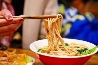 四、 风吹饼：像草帽一样大的薄脆