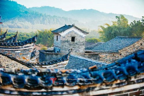 金鸡岭：登顶后发现一个秘密基地