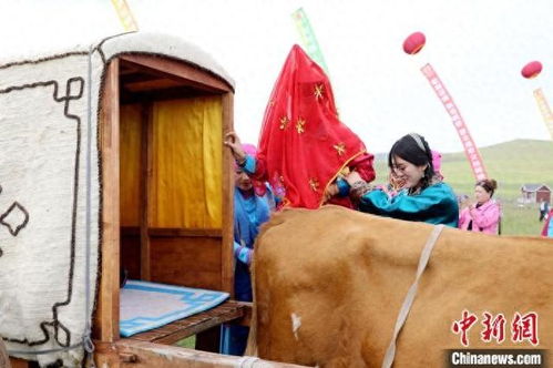 哈萨克族婚俗：草原婚礼，传统风情，浪漫传承