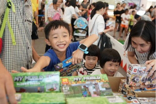 绝了！用高中男生刺激小朋友吃饭的奇葩操作