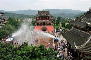 #噪音# 农家乐里的鸡叫声 + 瓦片掉落声 + 隔壁老王家麻将声 = 完美交响乐！ 🎶🎶🎶