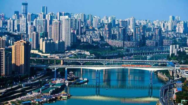 四、 沉庆，一座网红城里