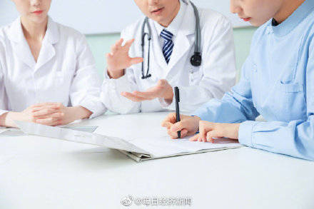 什么样的八字命理适合从事医生职业，又适合殡葬行业呢？