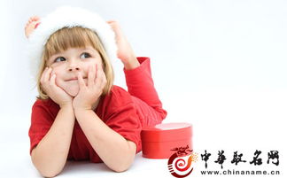 女孩五行缺土缺火，有没有什么取名建议？