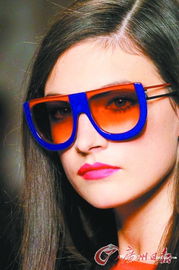 第六章：真假笑容——如何分辨镜中是人是鬼？