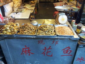 凤城小吃街：我的味蕾冒险
