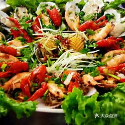 夜游青岛， 一场难忘的美食之旅