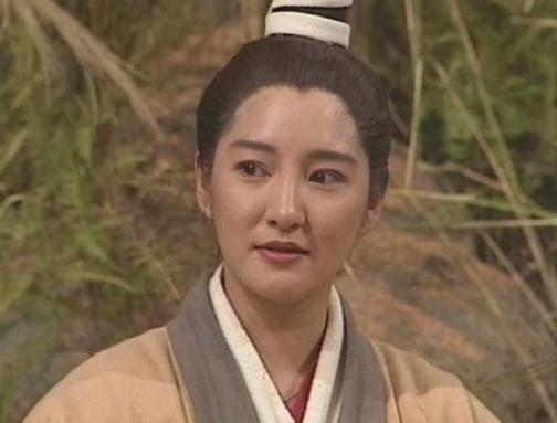 完颜萍的师父之谜：武林较高手背后的传奇故事
