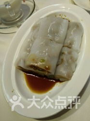 美食区：肠粉和烧鸭大战