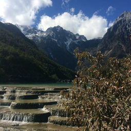3. 虎跳峡：挑战肾上腺素的秘境
