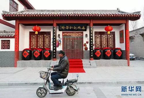 震惊！开封余店村暗藏惊天秘密！2026年黄历显示这样玩最旺财