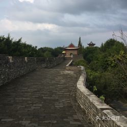 （1）垃圾山背后有更多更少个保密？