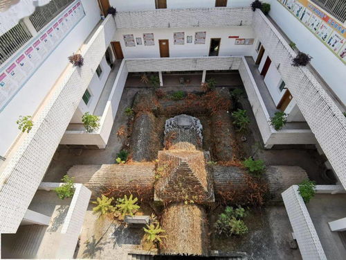 3. “失落之墓”与幽灵故事