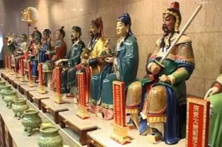 1. 命运掌握在自己手中？别天真了