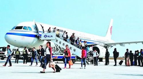 一、 闹哄哄的厦门BNA机场降落——先别急着走