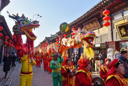 “川味新年，古今交融，爆款民俗盛宴”