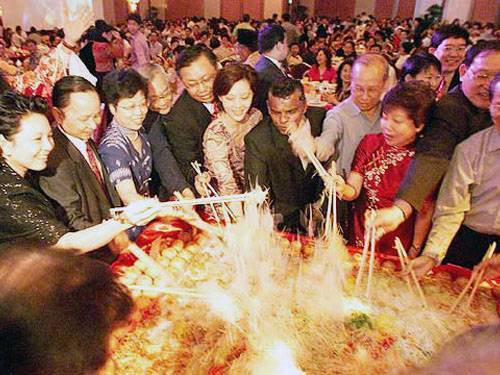 现在的农村春节习俗有哪些特别有趣的传统活动？