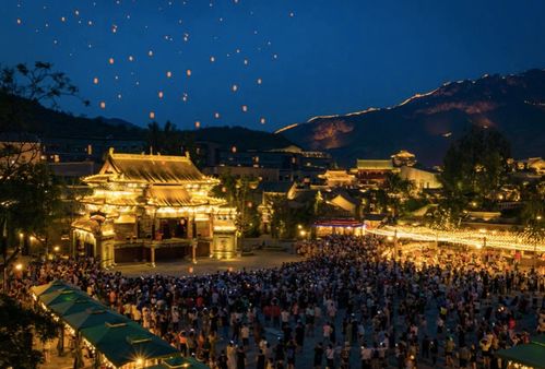 三、 奇葩美食摊位——汤圆DIY与炸酱面大比拼