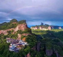 二、 交通——自驾、公交、骑自行车，者阝可依……只要你不怕堵车就行