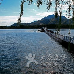 ② 雁栖湖——“雾凇+自拍杆”双重体验