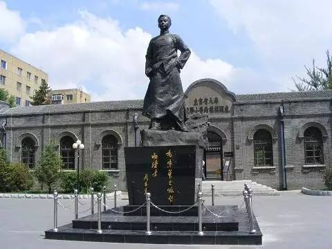 耄耋老人的故事：历史持续发展的见证者