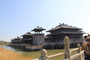 云冈石窟：佛像比你更怕“人挤人”