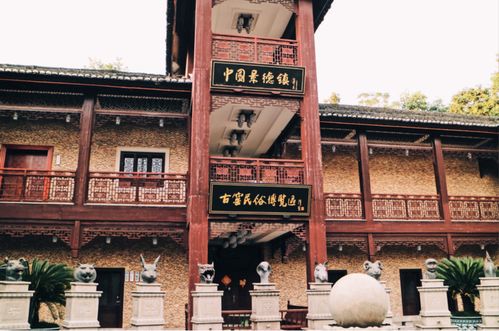 景德镇古窑博览区：瓷器世界里的光与影相遇之地！