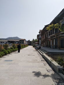 1. 早晨：在平昌古城里寻找丢失的灵魂
