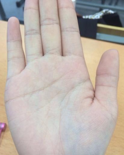 怎样的手相特征预示着婚姻容易离异？