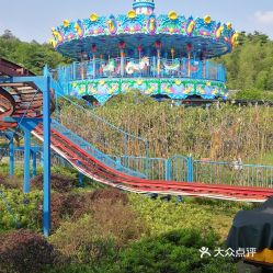 二、 亲子时光：趣味盎然的游戏天地