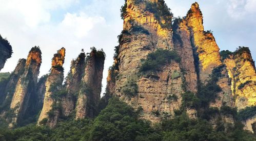 第一天：抵达—市区轻松适应（慢慢来）