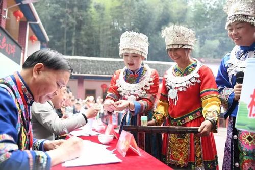 苗族风情，千年传承，非遗魅力，民族瑰宝！