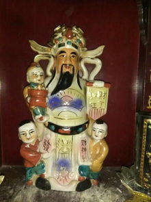 汉白玉财神爷佛像厂家批发，文财神和武财神哪种更适合我的需求？