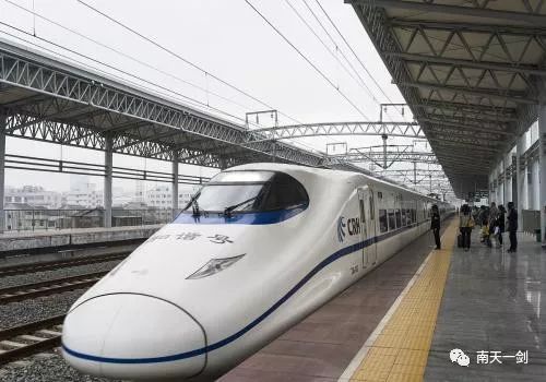 较深圳至昆明较高铁线路选择