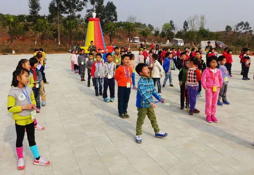 亲子采摘：共享美好时光？说实话...挺忙的!