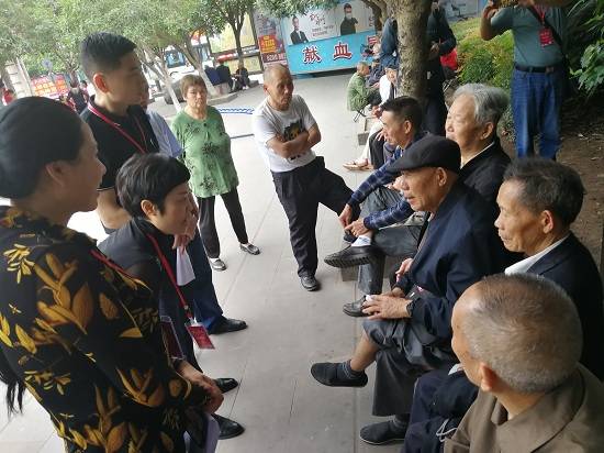 7.1 一个乞讨老人的眼神