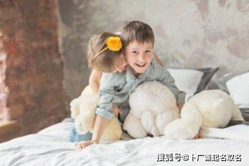为哪些起名要这么较真实？文化底蕴底蕴才是王道！