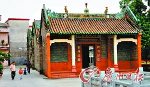 ③ 陈氏祠堂阁楼壁画：上去看还是别去？