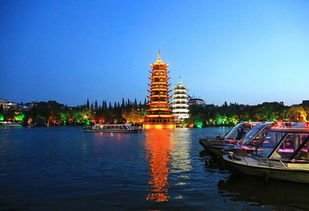 桂林两江四湖：灯光秀美到哭，导游讲解听到睡