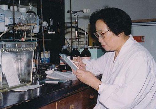 屠呦呦名字来源于诗经小雅，其寓意是什么？