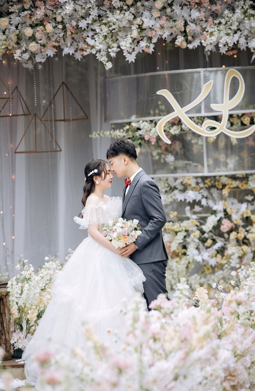 今年六月适合订婚的吉日有哪些？女方准备订婚需要购买哪些必备物品？
