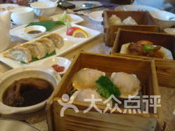 1. 麒麟中餐厅：装X专用